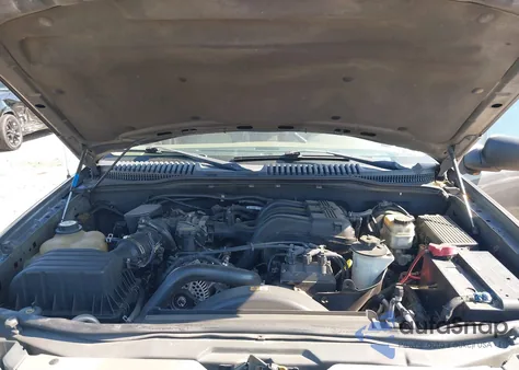 2005 Ford Explorer Eddie Bauer z USA, uszkodzony, nr VIN 1FMDU74E35UB89369